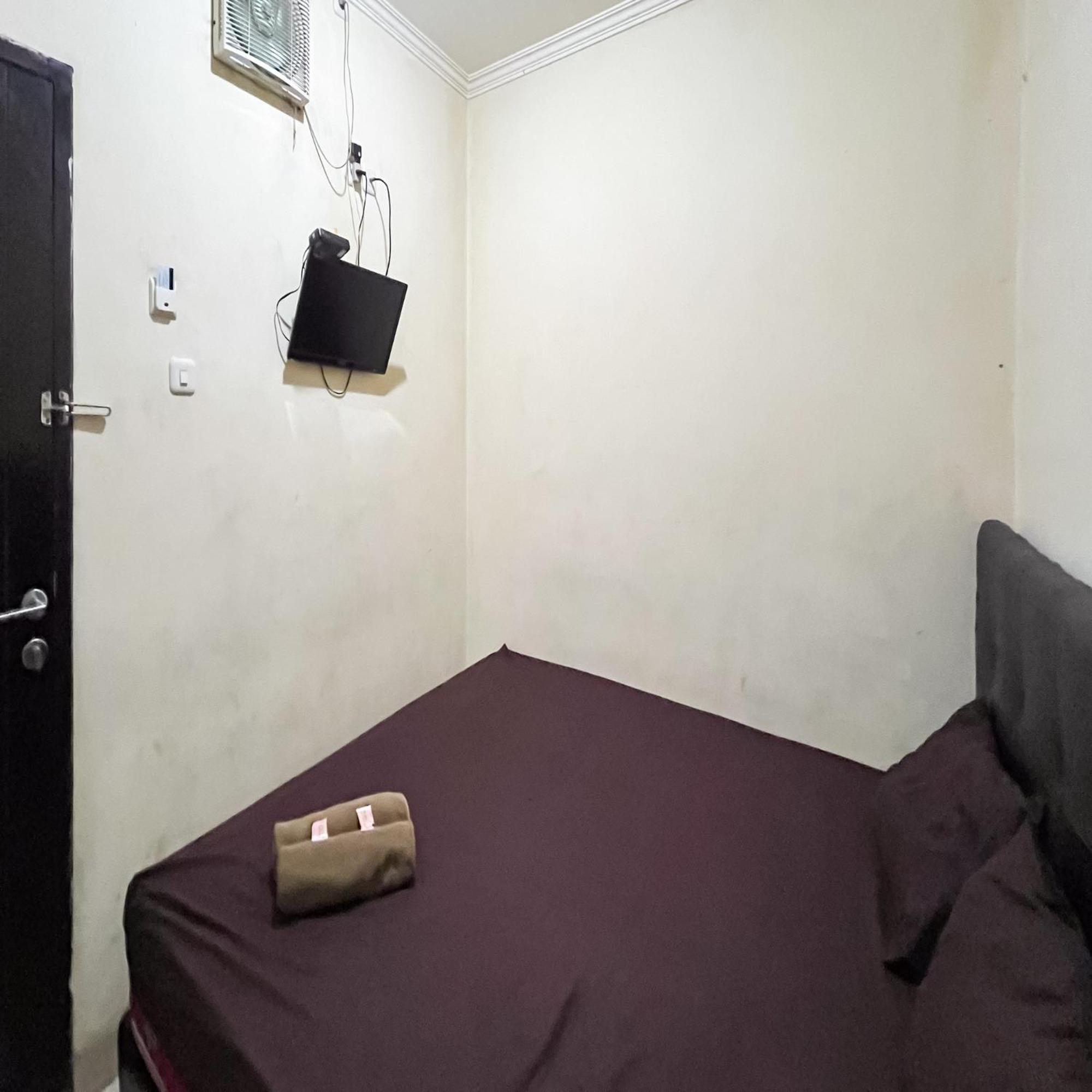 Arcadia Rooms Redpartner Jakarta Exterior foto