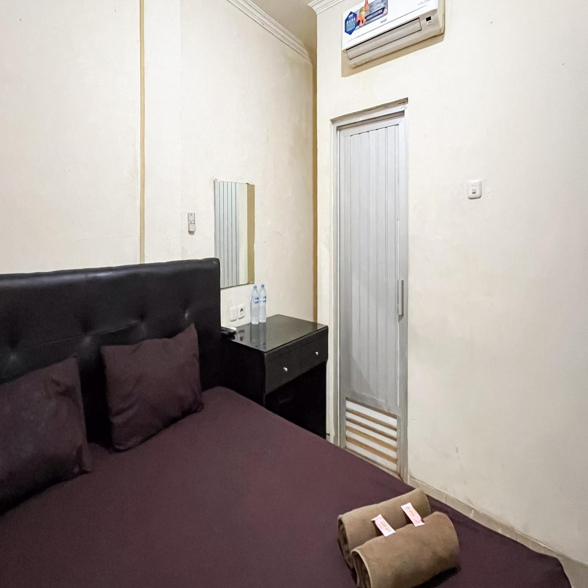 Arcadia Rooms Redpartner Jakarta Exterior foto